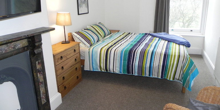 Room 9